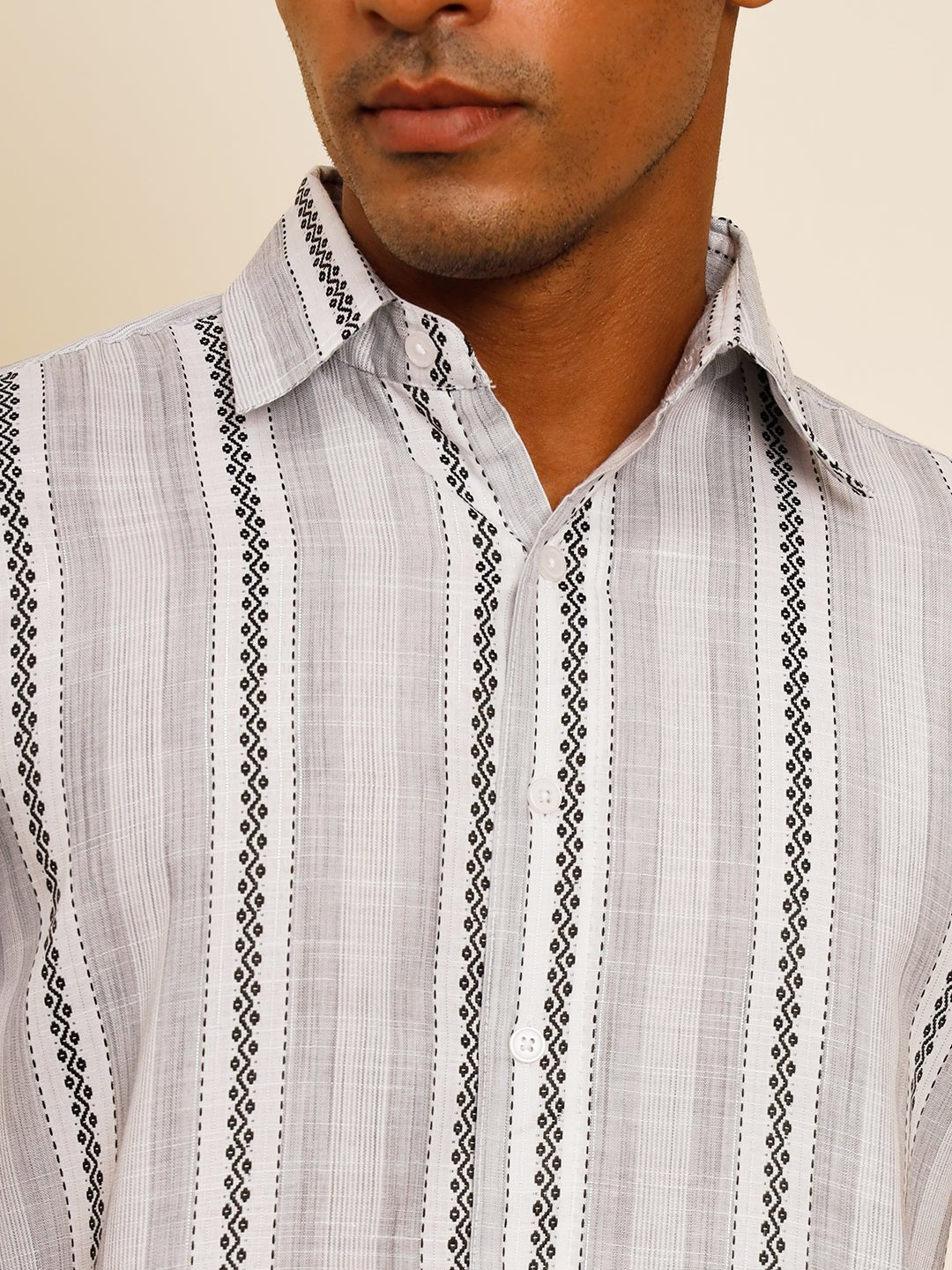 TANDUL Men Regular Fit Printed Built-up Collar Casual Shirt