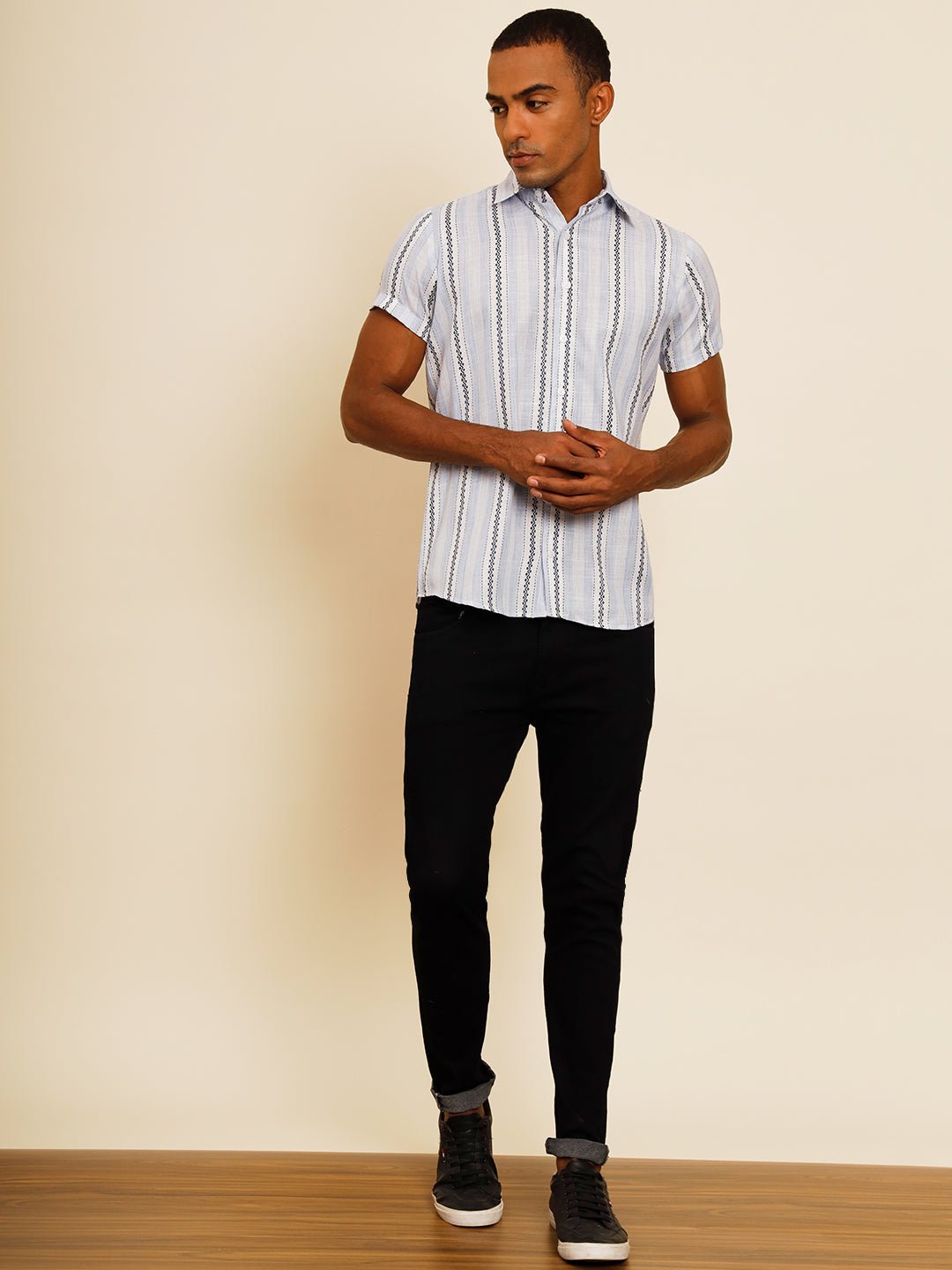 TANDUL Men Regular Fit Printed Built-up Collar Casual Shirt