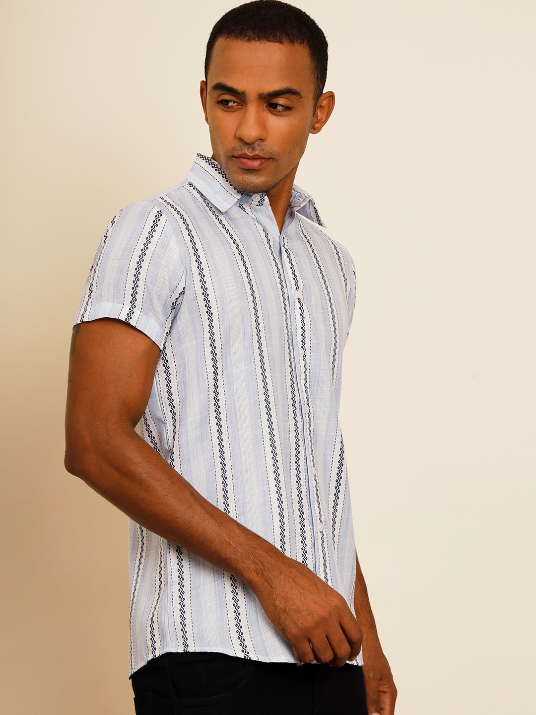 TANDUL Men Regular Fit Printed Built-up Collar Casual Shirt