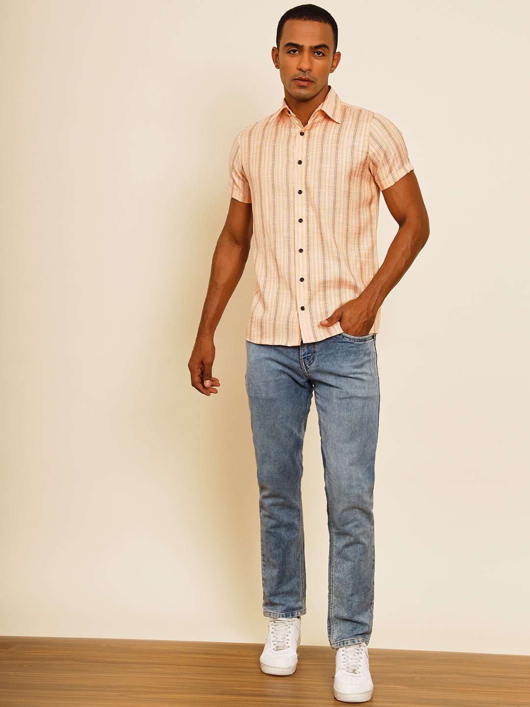 TANDUL Men Regular Fit Printed Built-up Collar Casual Shirt