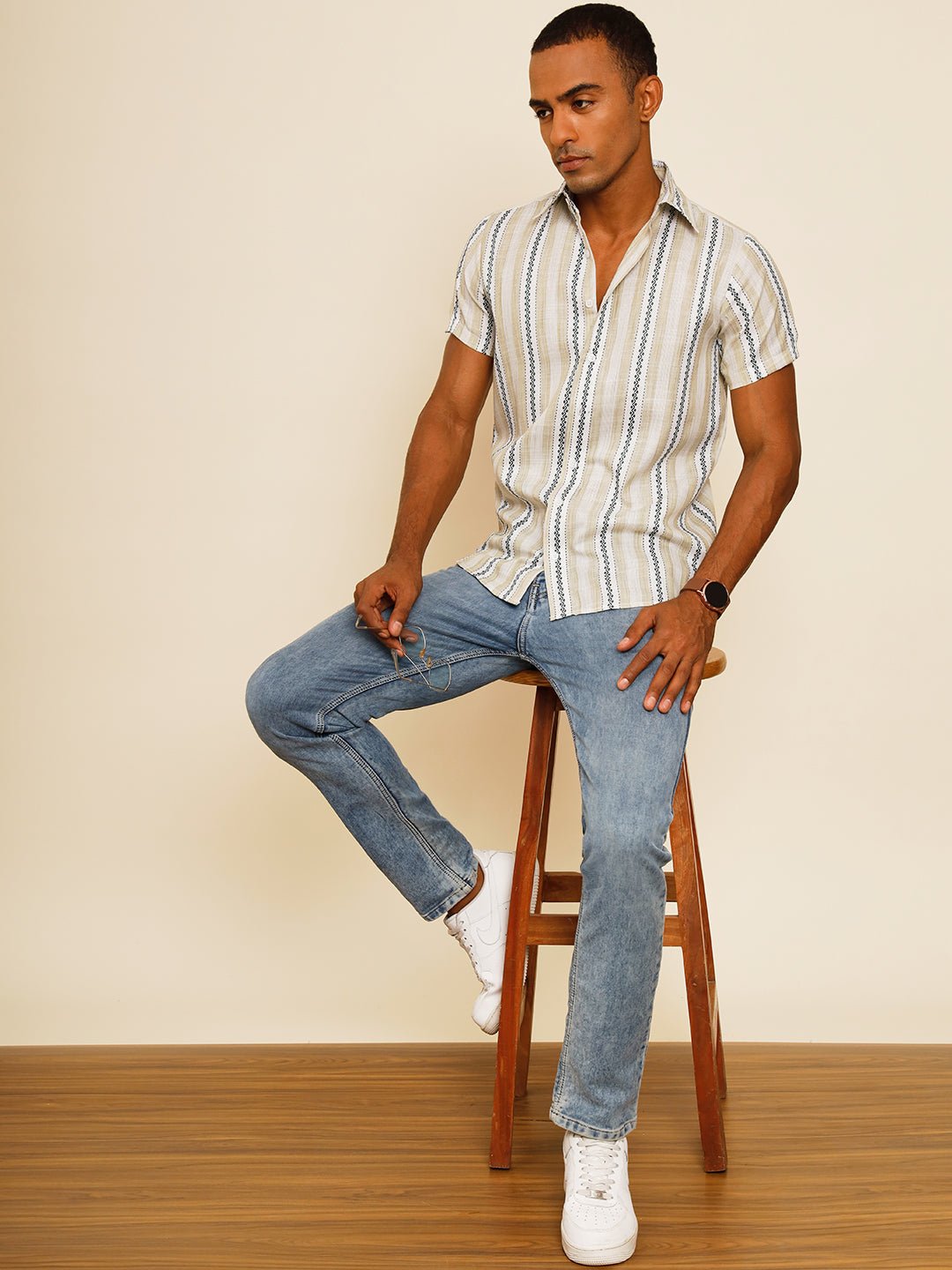 TANDUL Men Regular Fit Printed Built-up Collar Casual Shirt