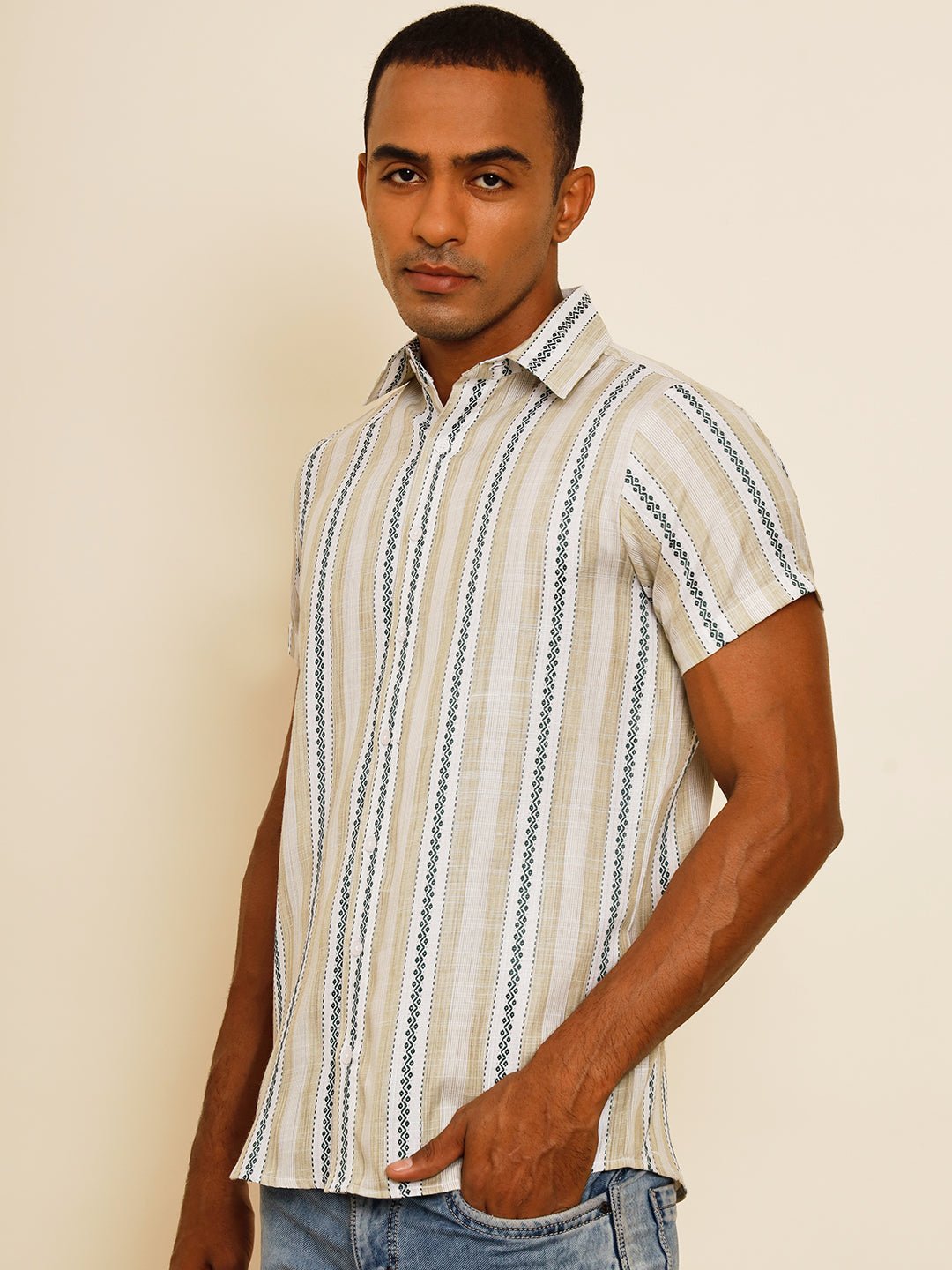 TANDUL Men Regular Fit Printed Built-up Collar Casual Shirt