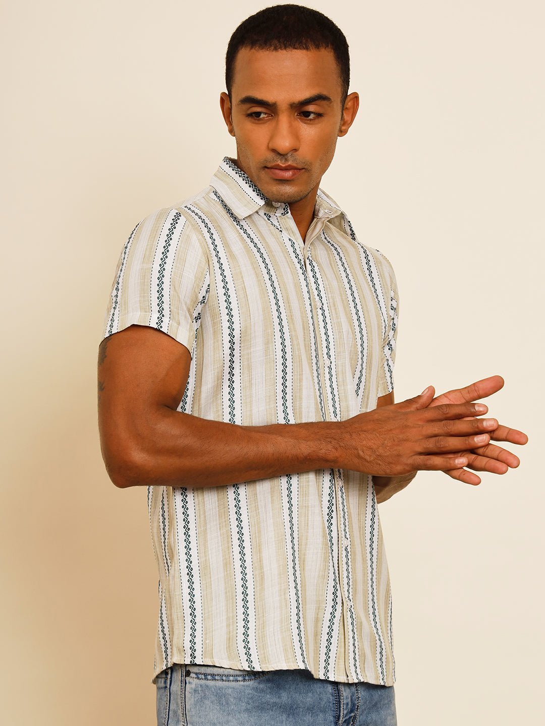 TANDUL Men Regular Fit Printed Built-up Collar Casual Shirt
