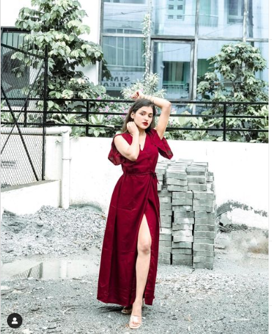 TANDUL INSTA Women Layered Maroon Dress